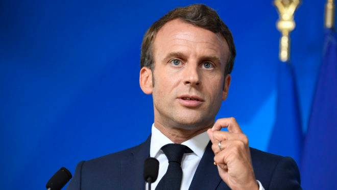 Emmanuel Macron anticristo